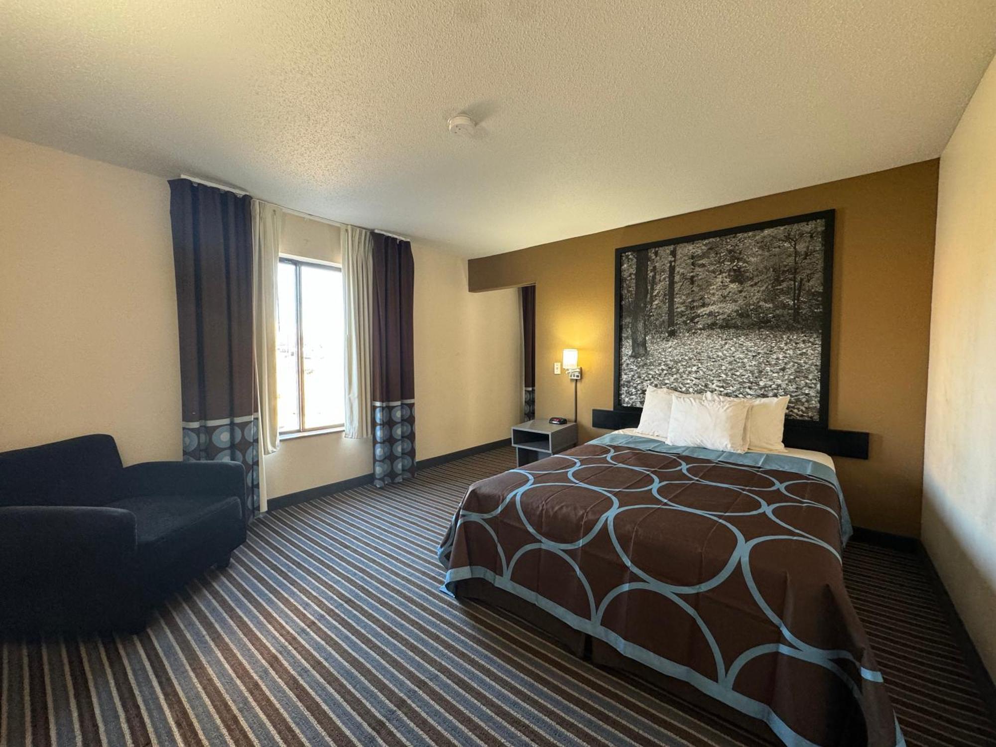 Отель Super 8 By Wyndham Columbia Clark Lane Экстерьер фото