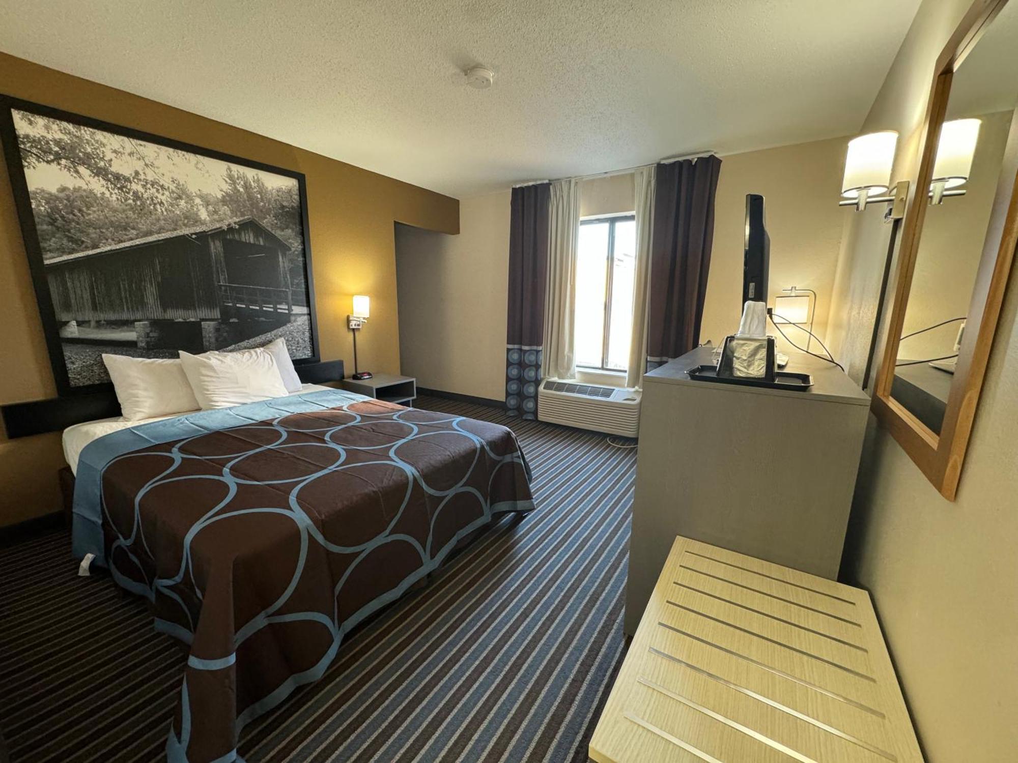 Отель Super 8 By Wyndham Columbia Clark Lane Экстерьер фото