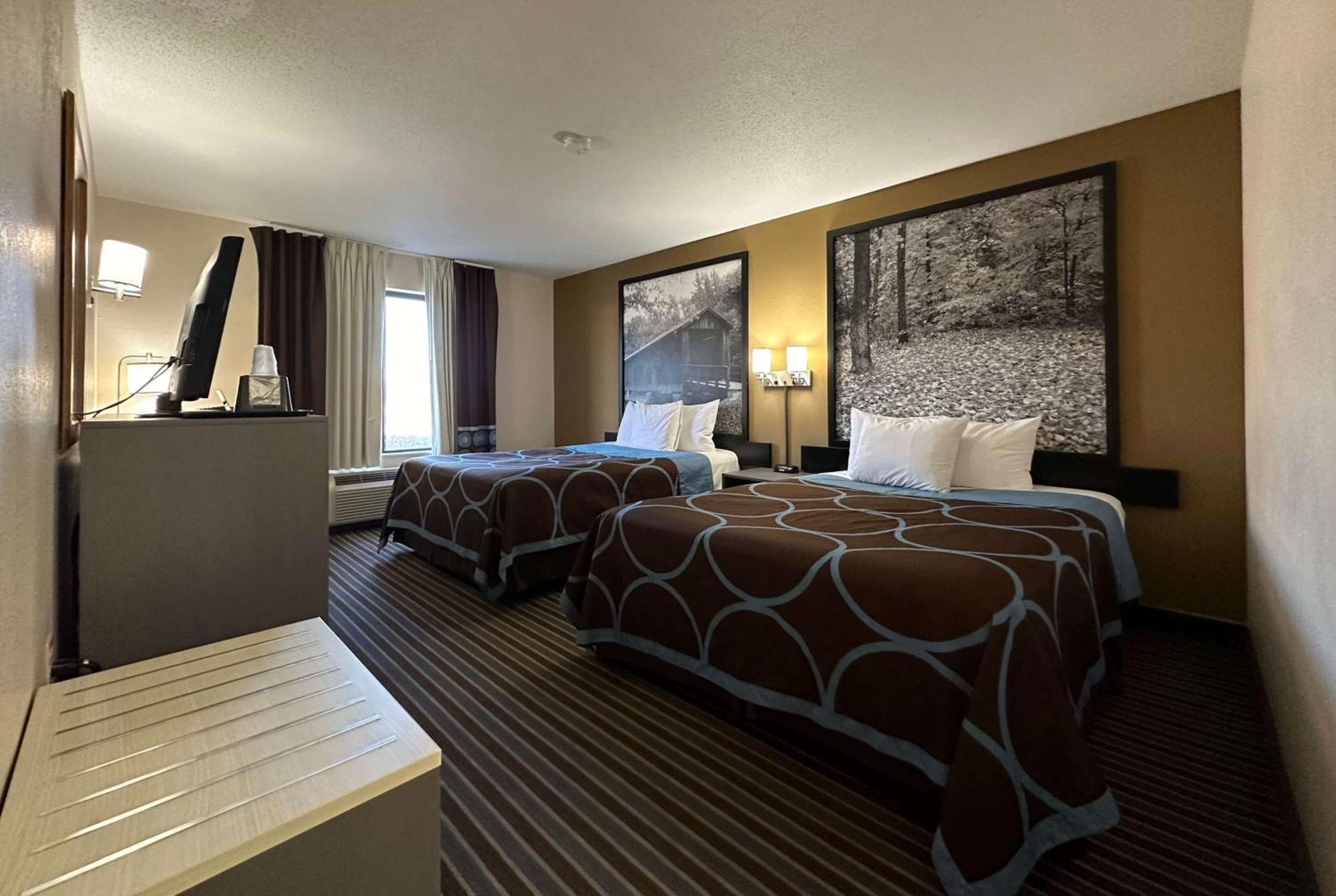 Отель Super 8 By Wyndham Columbia Clark Lane Экстерьер фото