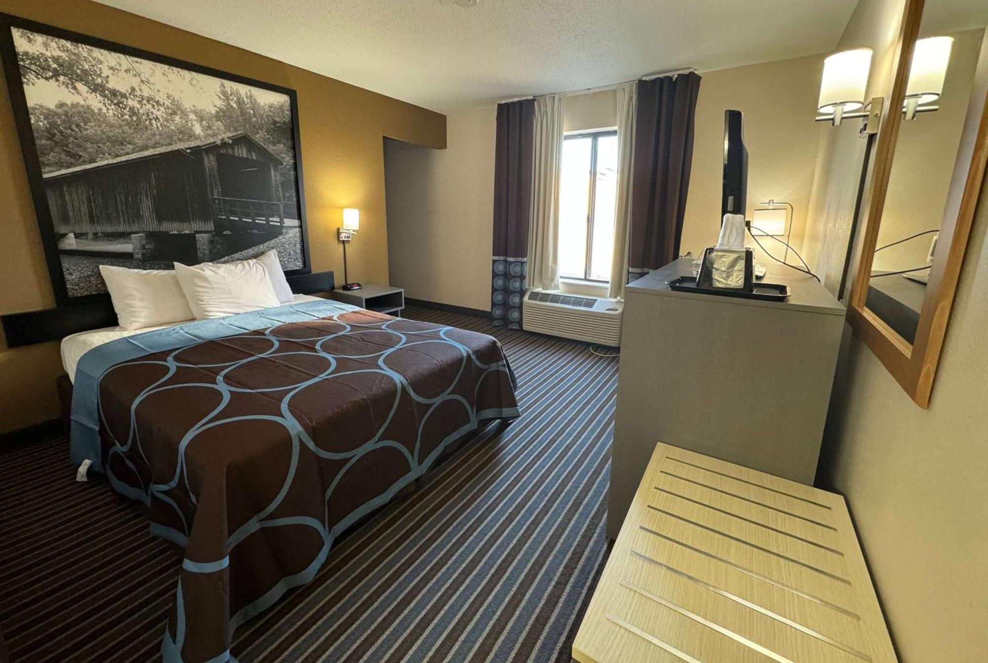 Отель Super 8 By Wyndham Columbia Clark Lane Экстерьер фото